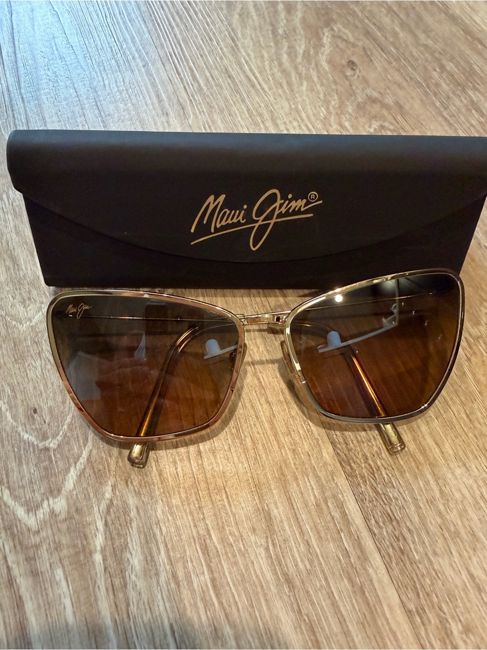 Maui Jim Women's Gold Frame Brown Lens Sunglasses Puakenikeni - Picture 2 of 4